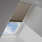 room darkening skylight blind